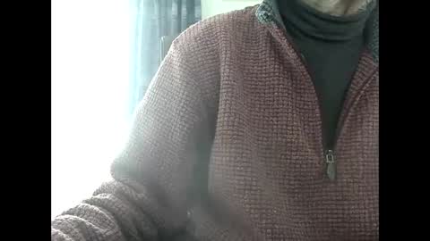 Snapshot of elfyonee chatting on 01/29/25, 01:49 elfyonee online show from 01/29/25, 01:49