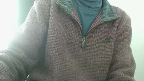 Snapshot of elfyonee chatting on 02/09/25, 01:46 elfyonee online show from 02/09/25, 01:46