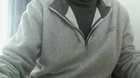 Snapshot of elfyonee chatting on 02/11/25, 02:35 elfyonee online show from 02/11/25, 02:35