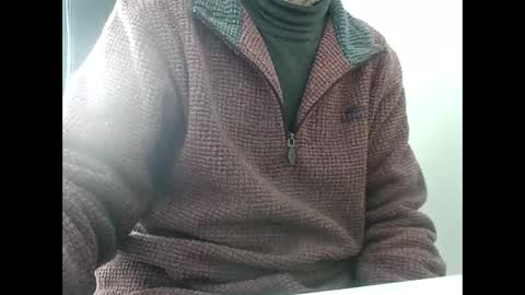 Snapshot of elfyonee chatting on 02/14/25, 10:07 elfyonee online show from 02/14/25, 10:07