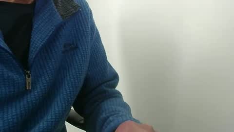 Snapshot of elfyonee chatting on 10/01/25, 09:59 elfyonee online show from 10/01/25, 09:59