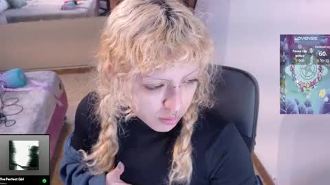 eli666uwu online show from 10/09/25, 10:02