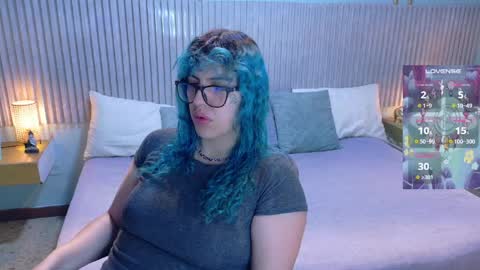 Snapshot of eli666uwu chatting on 04/01/26, 10:27 eli666uwu online show from 04/01/26, 10:27