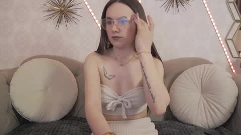 Snapshot of eliagrace chatting on 05/01/26, 11:15 Elia online show from 05/01/26, 11:15