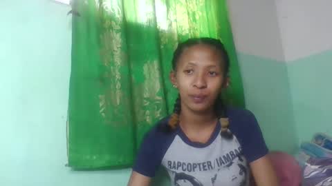 eliah193653 online show from 12/21/25, 10:44