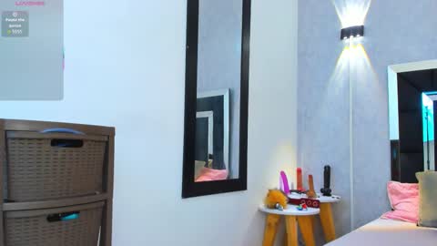  Elian  online show from 03/18/26, 12:30