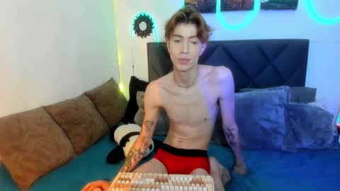 eliann_adam online show from 12/18/25, 09:59