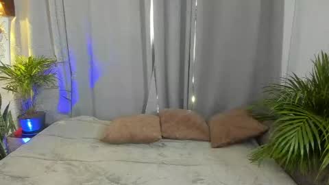 eliann_adam online show from 04/19/26, 01:54