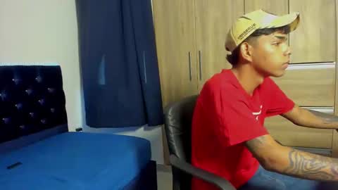 Snapshot of elias_ford chatting on 10/21/25, 07:36 elias_ford online show from 10/21/25, 07:36