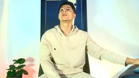 Snapshot of elias_salvatore_ chatting on 05/30/26, 02:25 elias_salvatore_ online show from 05/30/26, 02:25