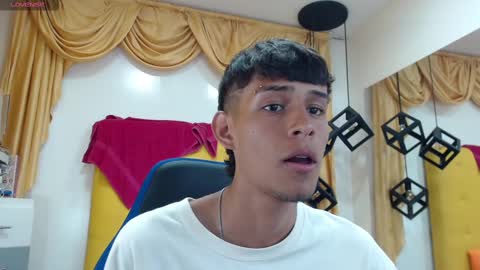 E L I A S online show from 03/04/25, 10:13