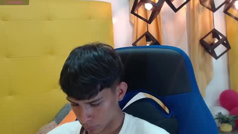 E L I A S online show from 03/11/25, 07:58