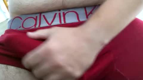 Snapshot of eliasher chatting on 11/12/25, 11:10 eliasher online show from 11/12/25, 11:10