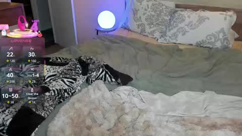 Elli online show from 09/24/25, 10:24