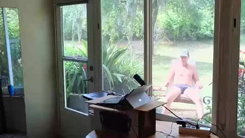 Snapshot of eliberator chatting on 04/20/26, 07:59 eliberator online show from 04/20/26, 07:59