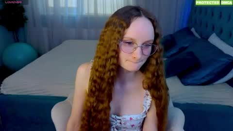 Snapshot of elidream chatting on 03/22/26, 10:18 Eli online show from 03/22/26, 10:18