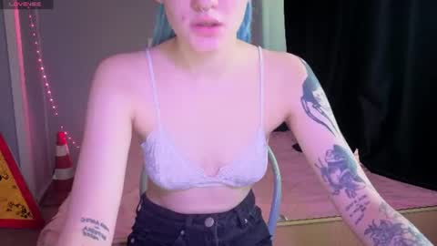 elieiza_xo online show from 07/10/26, 09:12
