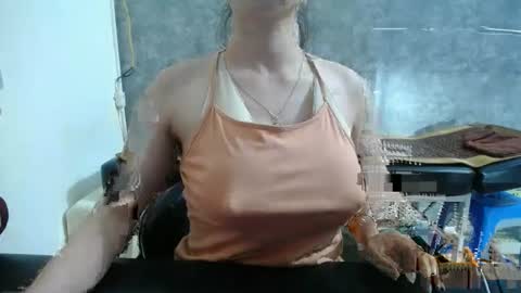 Snapshot of eliesweet9x chatting on 09/23/25, 12:30 eliesweet9x online show from 09/23/25, 12:30