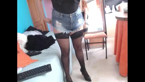 elifgirasol online show from 02/18/25, 03:54