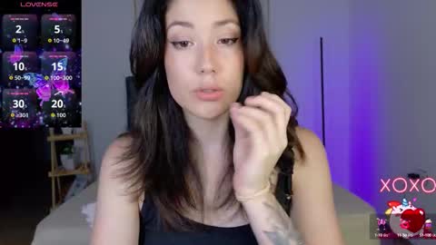 Snapshot of eliiih_ chatting on 10/03/25, 03:36 eliiih_ online show from 10/03/25, 03:36