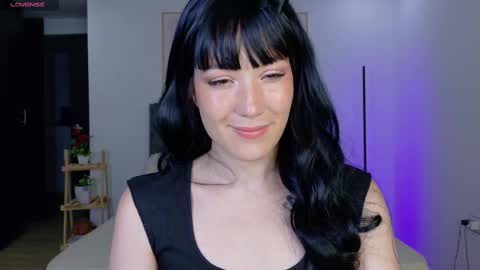 Snapshot of eliiih_ chatting on 10/04/25, 02:20 eliiih_ online show from 10/04/25, 02:20