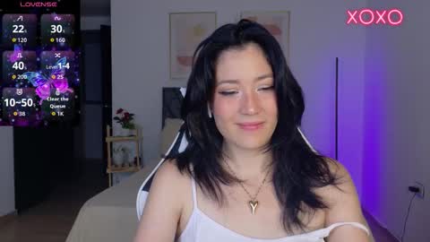 Snapshot of eliiih_ chatting on 10/19/25, 02:56 eliiih_ online show from 10/19/25, 02:56