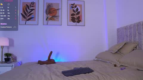 E L I I Z A B E T H   online show from 01/10/26, 02:02