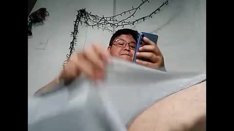 Snapshot of elimposstor chatting on 12/03/24, 10:40 elimposstor online show from 12/03/24, 10:40