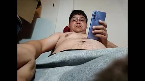 Snapshot of elimposstor chatting on 12/19/24, 02:12 elimposstor online show from 12/19/24, 02:12