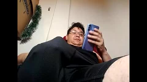 Snapshot of elimposstor chatting on 12/28/24, 06:08 elimposstor online show from 12/28/24, 06:08