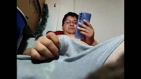 Snapshot of elimposstor chatting on 01/07/25, 02:31 elimposstor online show from 01/07/25, 02:31