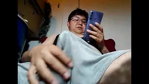 Snapshot of elimposstor chatting on 01/11/25, 02:47 elimposstor online show from 01/11/25, 02:47