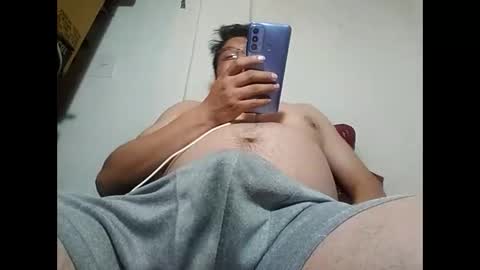 Snapshot of elimposstor chatting on 01/20/25, 12:04 elimposstor online show from 01/20/25, 12:04