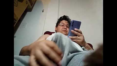 Snapshot of elimposstor chatting on 01/24/25, 01:03 elimposstor online show from 01/24/25, 01:03