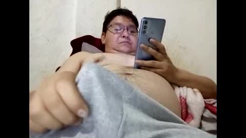 Snapshot of elimposstor chatting on 11/23/25, 06:19 elimposstor online show from 11/23/25, 06:19