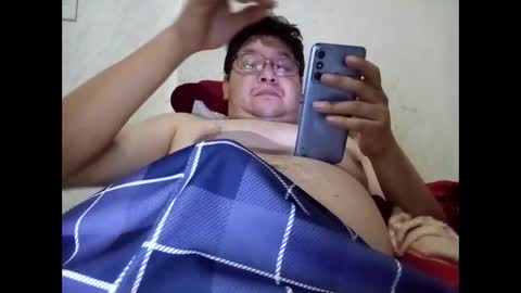 Snapshot of elimposstor chatting on 11/27/25, 06:15 elimposstor online show from 11/27/25, 06:15