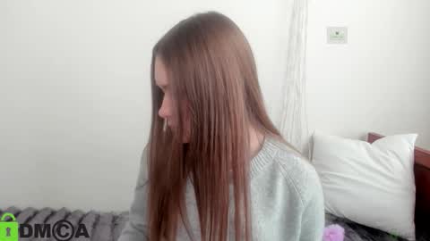Snapshot of elina_x chatting on 03/24/26, 08:19 elina_x online show from 03/24/26, 08:19