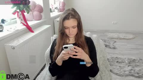 Snapshot of elina_x chatting on 04/21/26, 07:47 elina_x online show from 04/21/26, 07:47