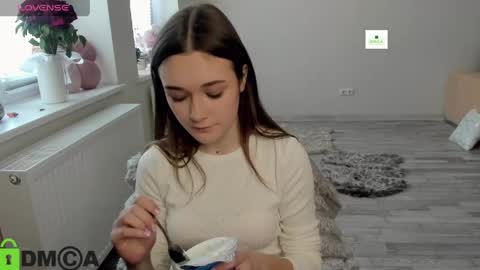 Snapshot of elina_x chatting on 05/03/26, 08:09 elina_x online show from 05/03/26, 08:09