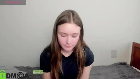 elina_x online show from 06/01/26, 02:08