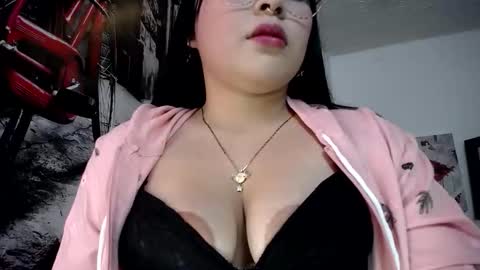 Elina  online show from 01/15/26, 10:02