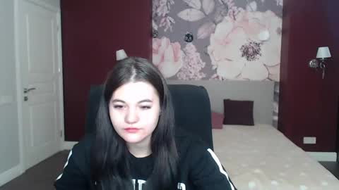 ElinaMils online show from 03/12/25, 06:40