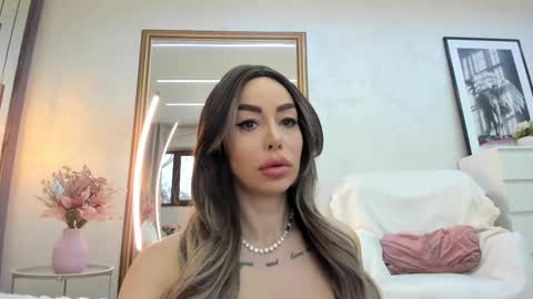 Elina online show from 02/15/26, 07:27