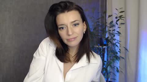 Snapshot of elinapretty chatting on 12/07/24, 03:36 Elina online show from 12/07/24, 03:36