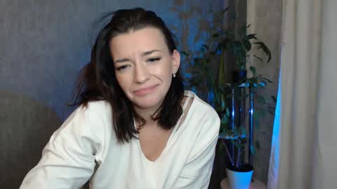 Snapshot of elinapretty chatting on 02/03/25, 03:09 Elina online show from 02/03/25, 03:09