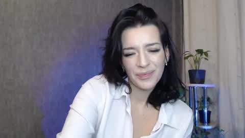 Snapshot of elinapretty chatting on 03/05/25, 11:49 Elina online show from 03/05/25, 11:49