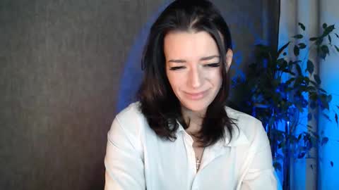 Snapshot of elinapretty chatting on 10/24/25, 10:50 Elina online show from 10/24/25, 10:50
