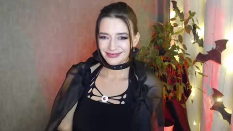 Snapshot of elinapretty chatting on 11/01/25, 12:01 Elina online show from 11/01/25, 12:01