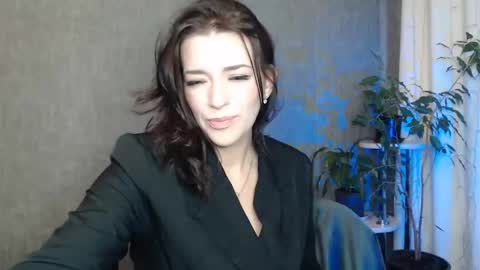 Elina online show from 05/31/26, 10:55