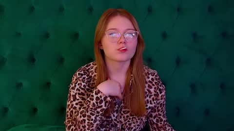 Snapshot of elinavale chatting on 03/02/26, 05:08 elinavale online show from 03/02/26, 05:08